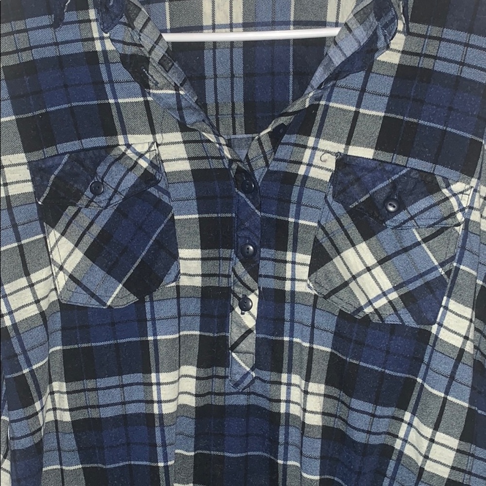 Flannel shirt - Picture 2 of 3